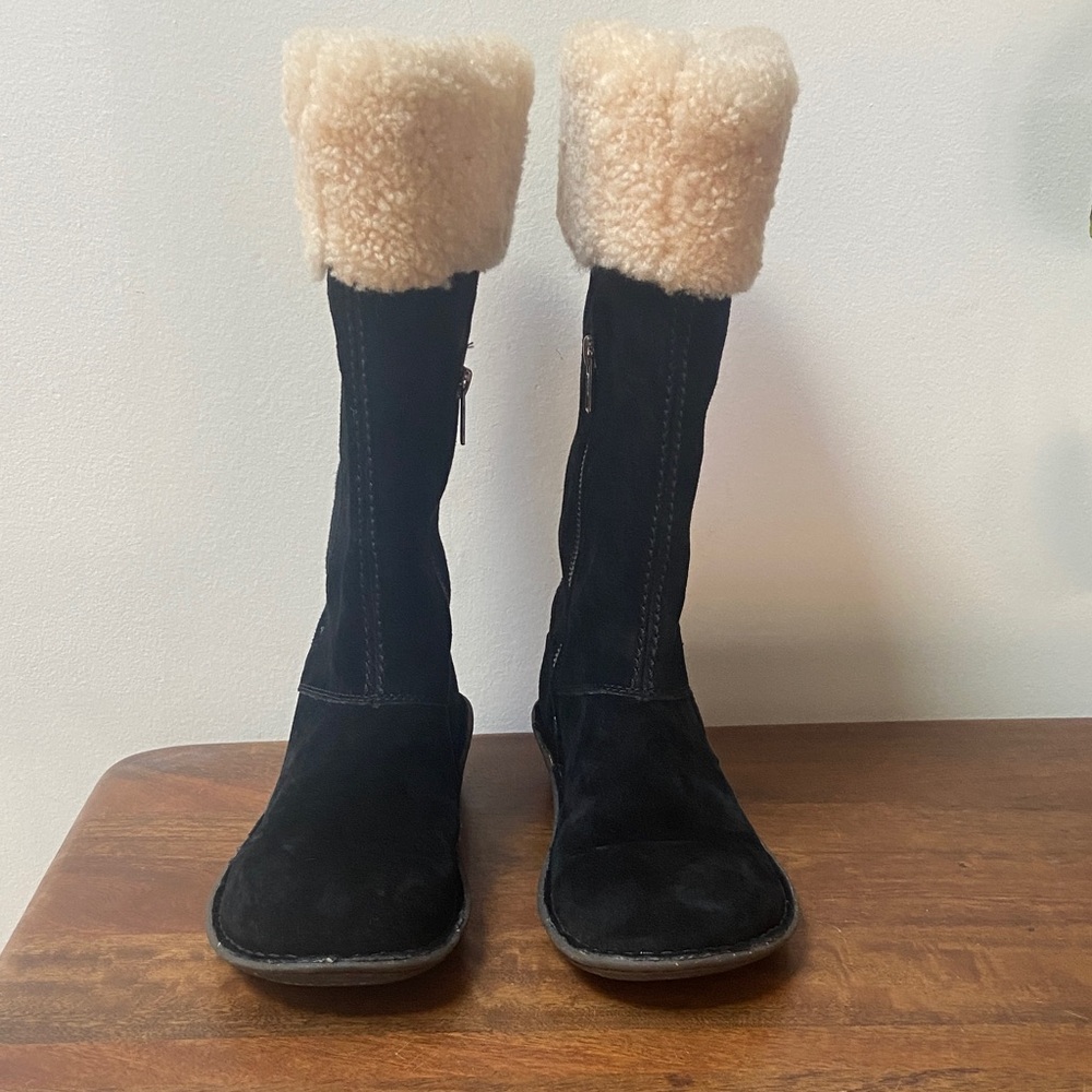 UGG Black and Tan Winter Boots - Picture 4 of 10